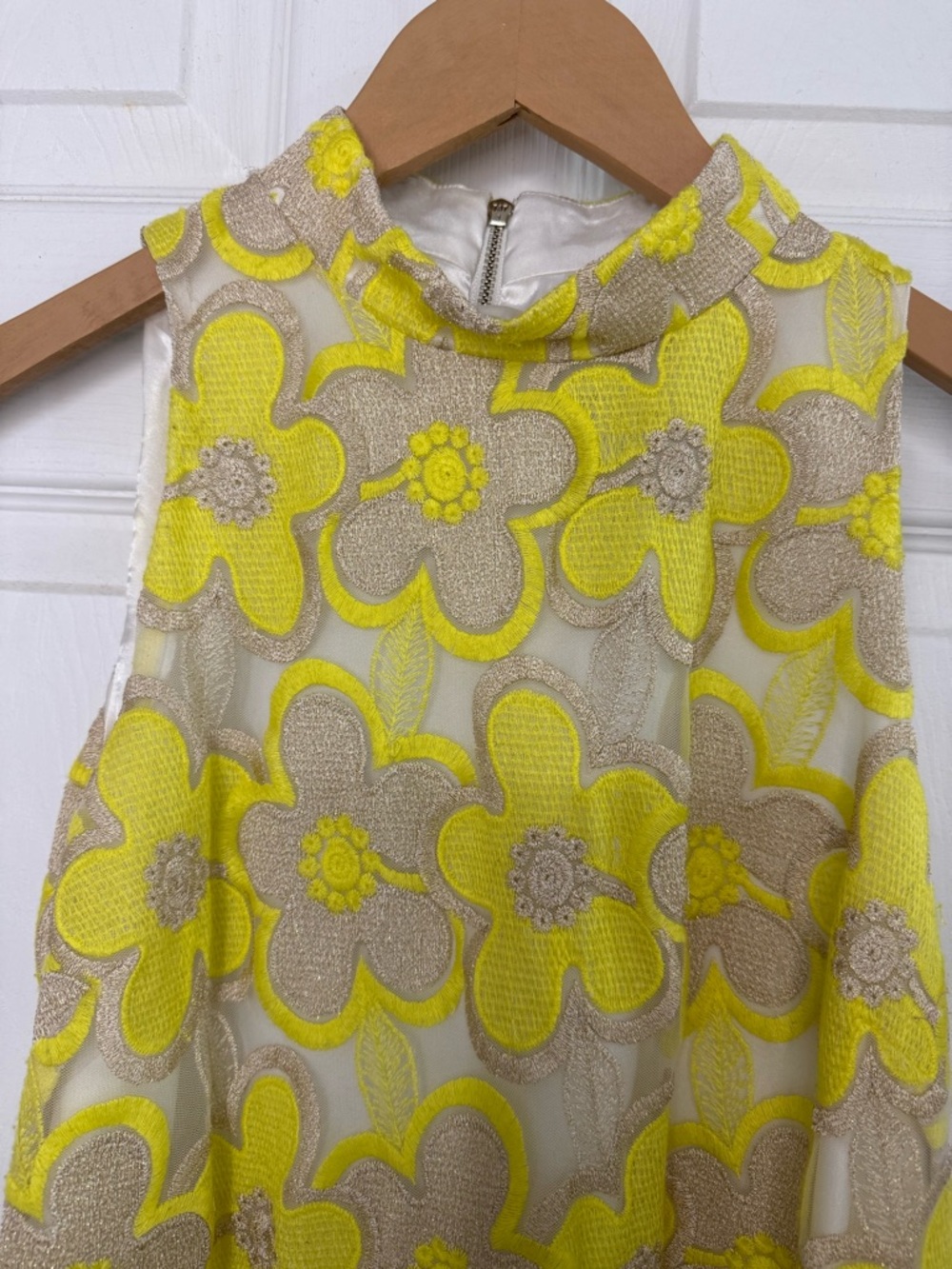 Laundry By Shelli Segal Yellow and Cream Floral Shift Dress - Picture 2 of 5